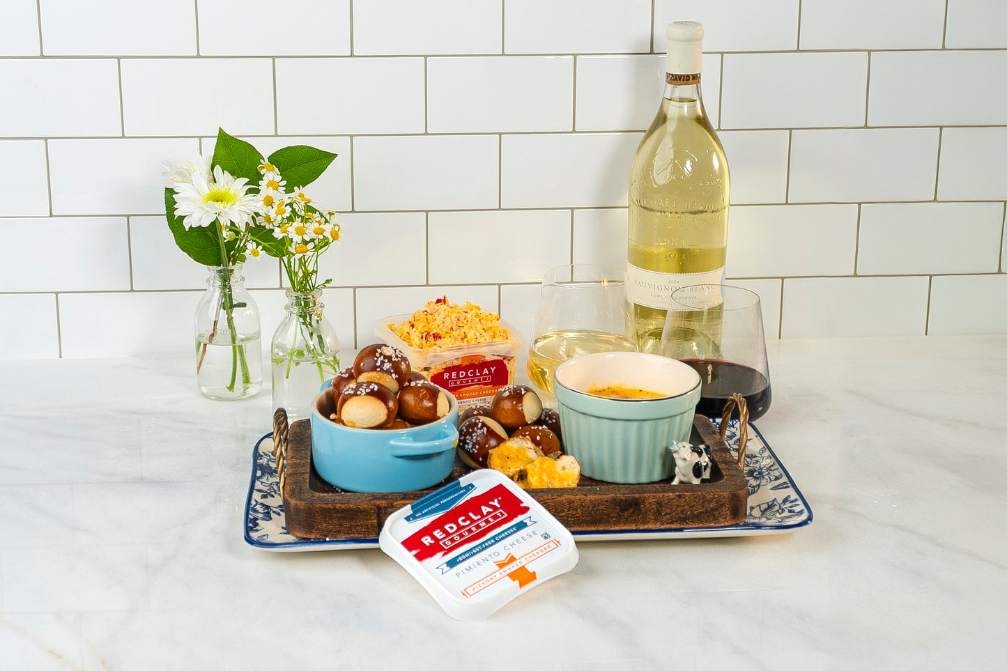 Hickory Smoked Cheddar (Tub)